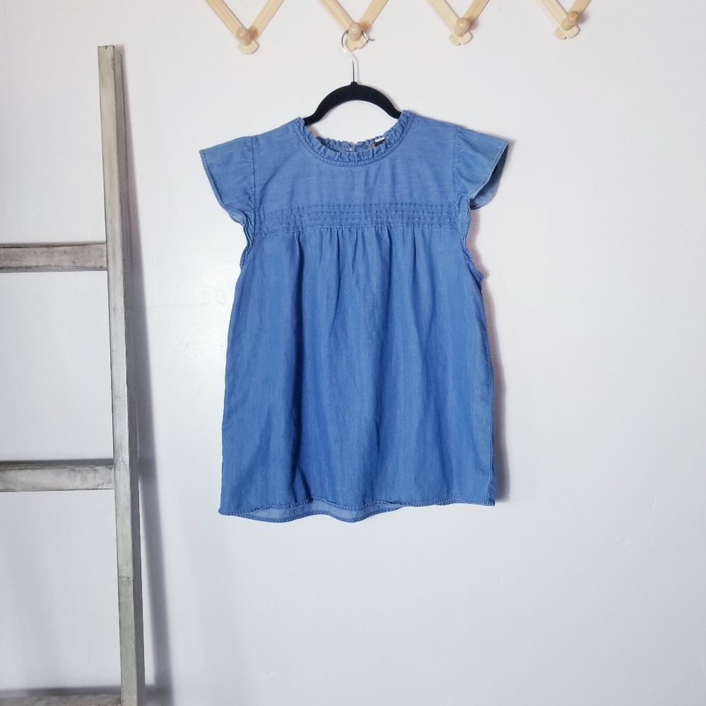 LOFT OUTLET JEAN TANK WITH FLUTTER SLEEVE SIZE MEDIUM